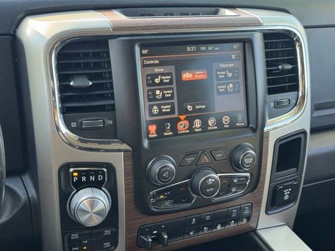 Used 2014 RAM 1500 Laramie w/ Convenience Group image 26