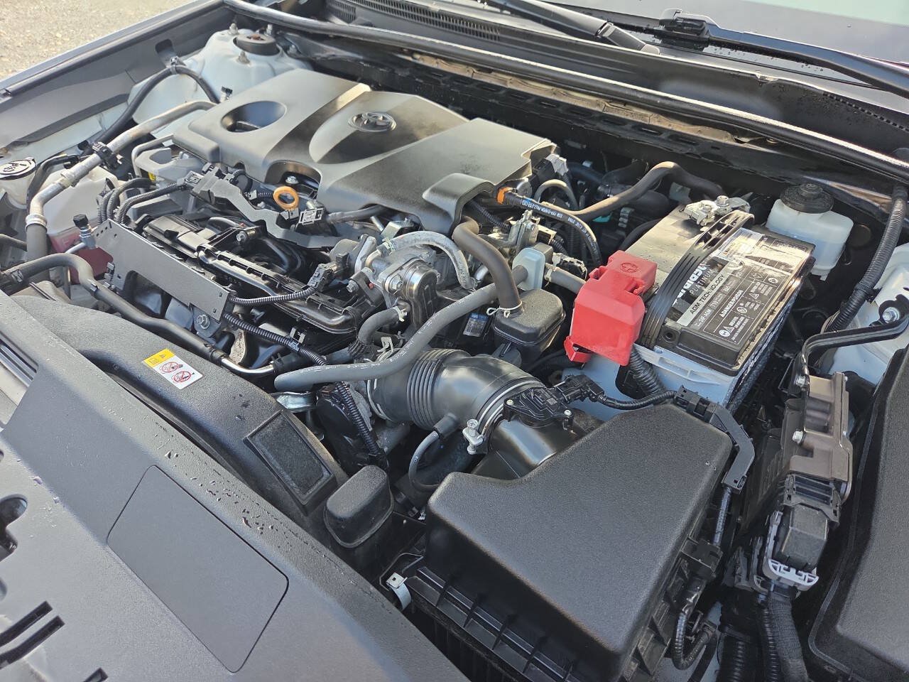 Used 2022 Toyota Camry SE FWD image 13