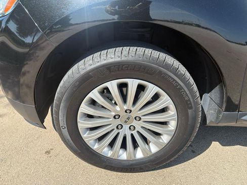 Used 2015 Lincoln MKX FWD image 8
