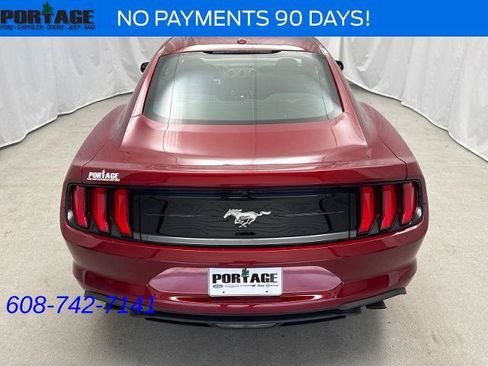 Certified 2019 Ford Mustang Coupe RWD image 3