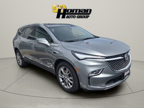 Used 2023 Buick Enclave Avenir w/ Avenir Technology Package AWD/4WD image 6