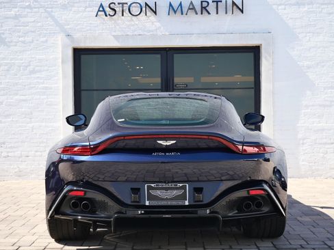 Used 2020 Aston Martin V8 Vantage Coupe RWD image 18