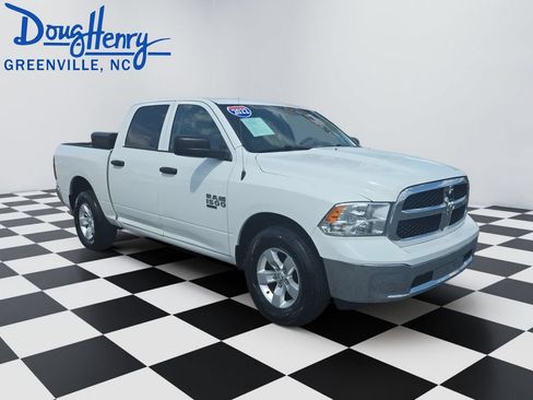 Used 2022 RAM 1500 Classic SLT RWD image 7