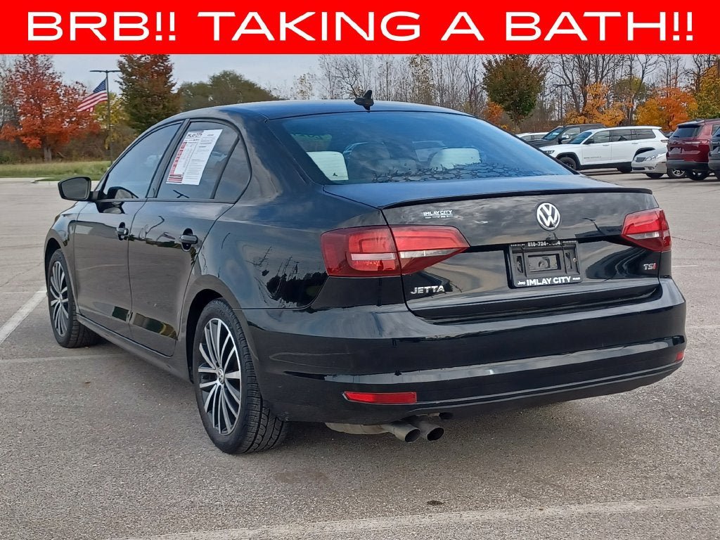 Used 2017 Volkswagen Jetta Sport FWD image 3