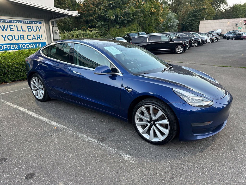 Used 2020 Tesla Model 3 Standard Range Plus RWD image 3