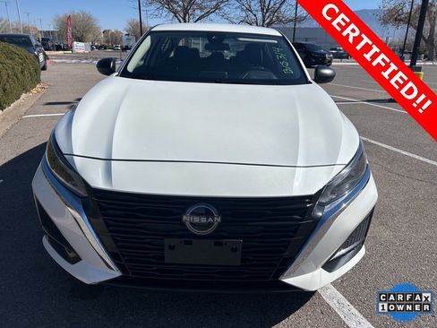 Used 2024 Nissan Altima 2.5 SV image 2