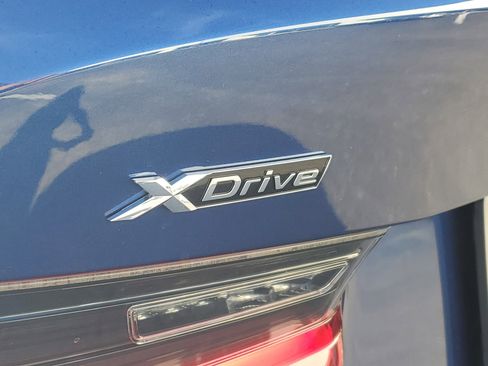 Used 2019 BMW 330i xDrive Sedan w/ Convenience Package image 5