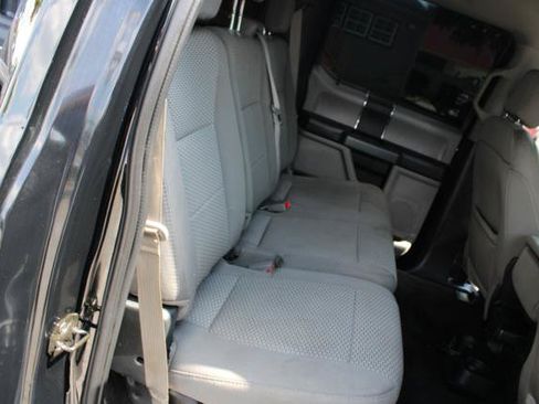 Used 2018 Ford F150 XLT AWD/4WD image 26