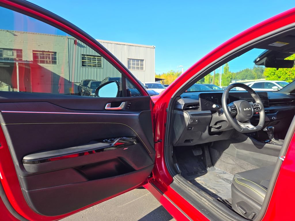 Used 2025 Kia K5 GT w/ GT1 Package FWD image 19