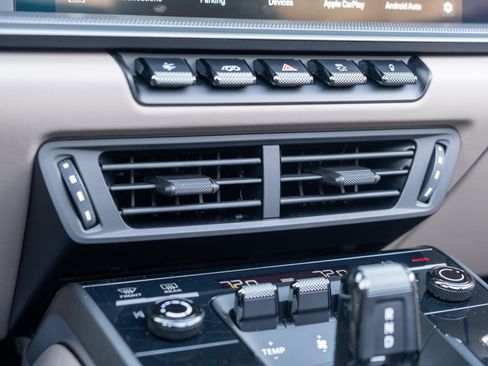 Certified 2025 Porsche 911 Carrera image 24