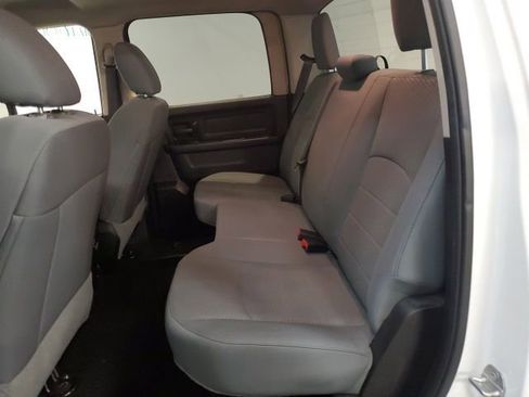 Used 2019 RAM 1500 Express w/ Express Value Package AWD/4WD image 25