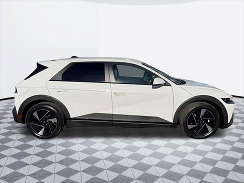 New 2026 Hyundai Ioniq 5 SEL AWD/4WD image 8