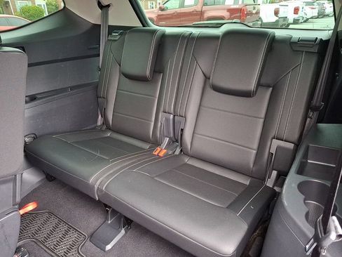 Used 2023 Volkswagen Atlas SE AWD/4WD image 13