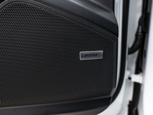 Certified 2024 Porsche Cayenne image 18