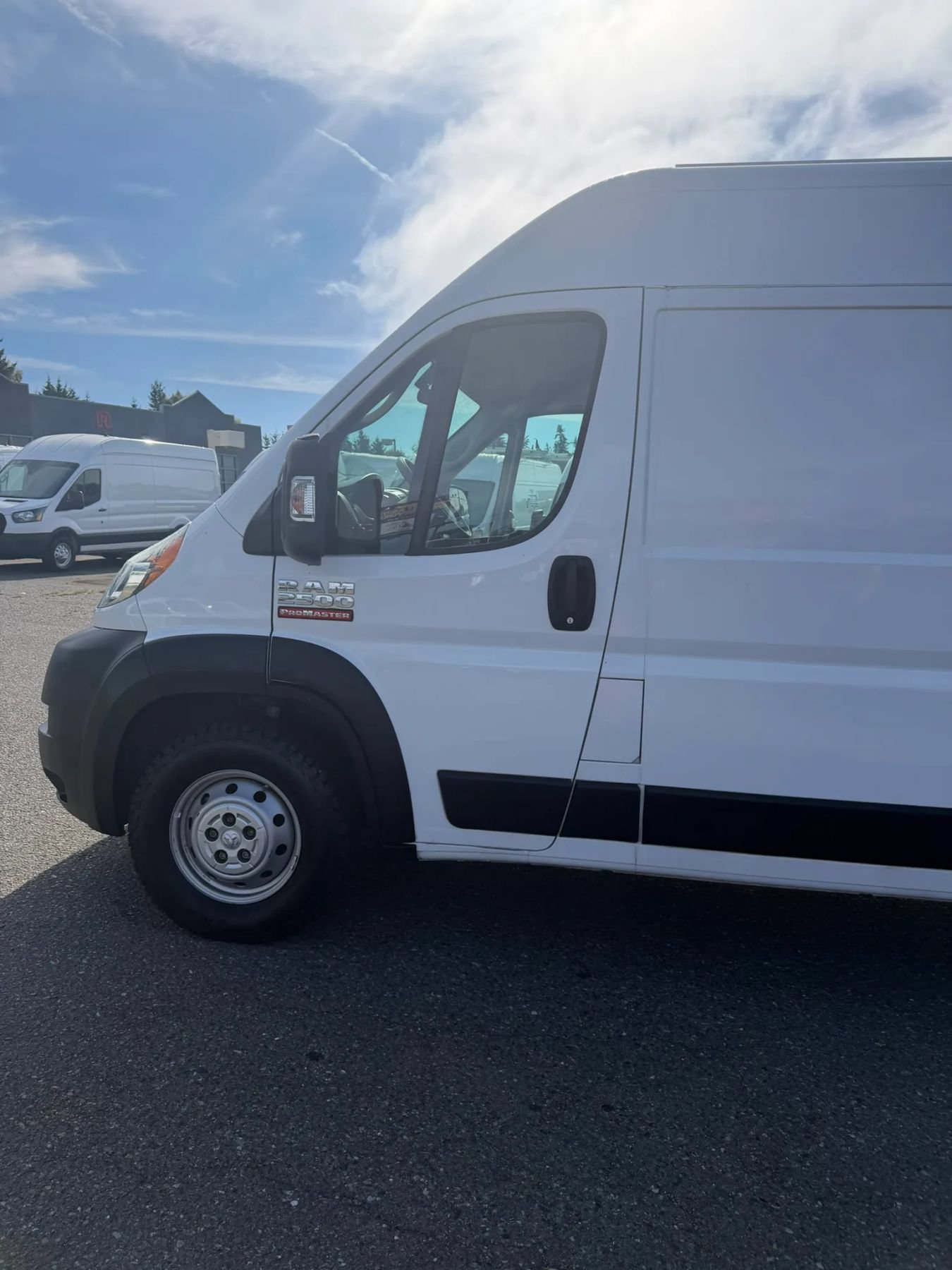 Used 2020 RAM ProMaster 2500 FWD image 10