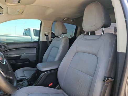 Used 2017 GMC Canyon 2WD Crew Cab w/ Convenience Package image 10