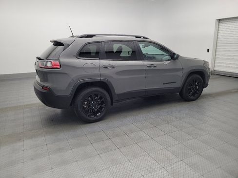 Used 2023 Jeep Cherokee Altitude Lux image 10