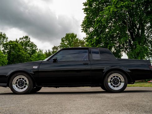 Used 1987 Buick Regal Coupe RWD image 10