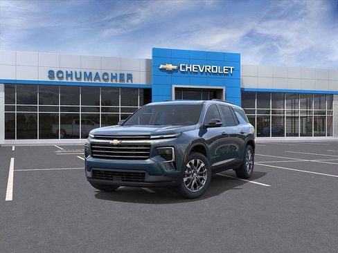 New 2026 Chevrolet Traverse LT w/ Sun and Wheel Package image 8