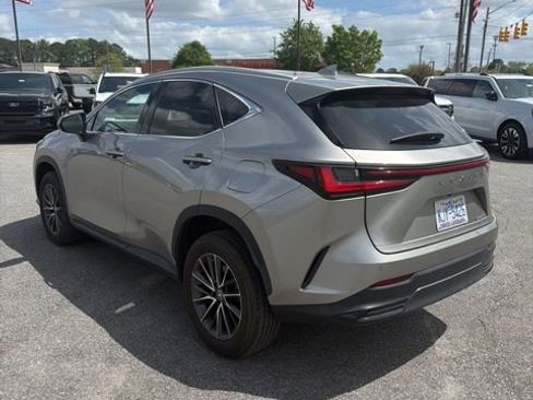 Used 2022 Lexus NX 250 FWD image 6
