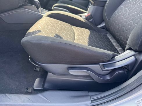 Used 2025 Mitsubishi Outlander Sport SE AWD/4WD image 6