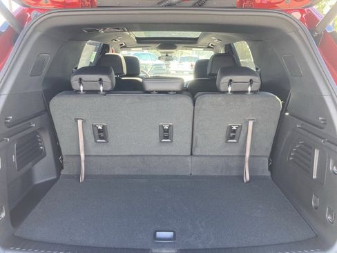 New 2025 Chevrolet Traverse LT w/ Sun and Wheel Package image 25