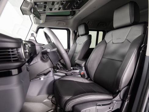 New 2025 INEOS Grenadier Fieldmaster Edition image 25