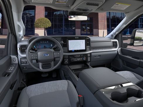 New 2026 Ford F250 XLT w/ XLT Premium Package AWD/4WD image 9