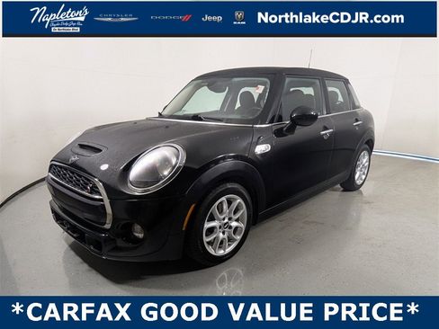 Used 2019 MINI Cooper S w/ Signature Upholstery Package image 3