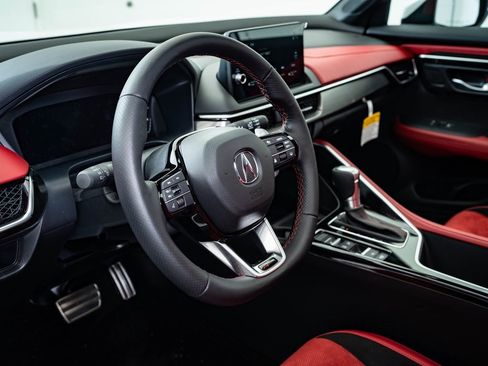Certified 2025 Acura ADX A-Spec image 19