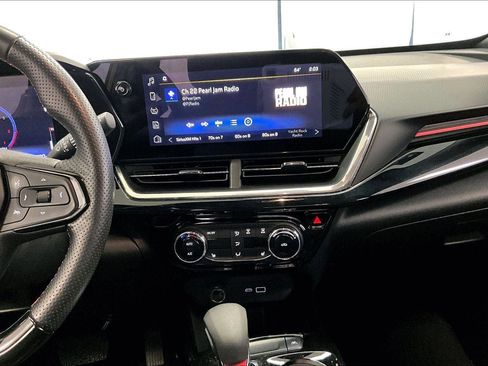 Used 2024 Chevrolet Trax RS w/ Driver Confidence Package image 6