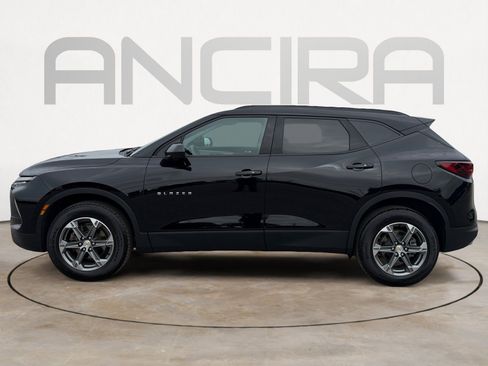 Used 2024 Chevrolet Blazer LT w/ Convenience Package FWD image 8
