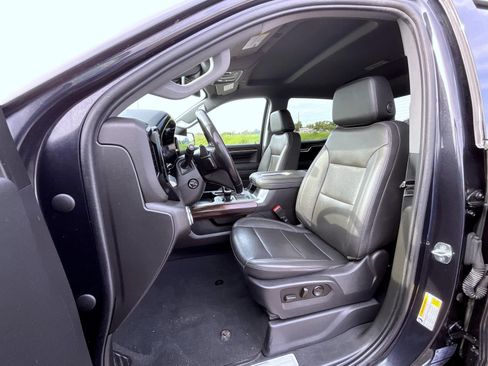 Used 2022 GMC Sierra 1500 SLT w/ SLT Convenience Package AWD/4WD image 10
