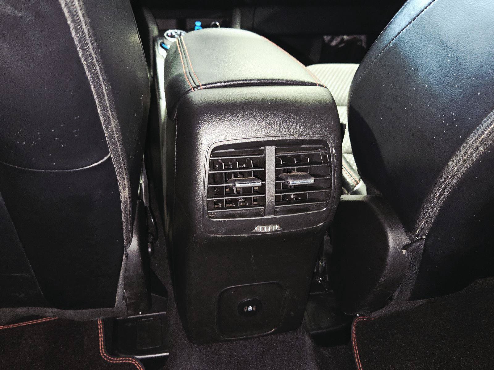 Certified 2023 Ford Escape ST-Line Select AWD/4WD image 37