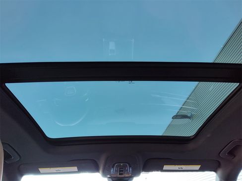 Used 2024 Audi RS Q8 4.0T w/ Black Optic Package image 32