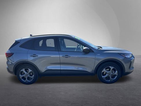 Used 2025 Ford Escape ST-Line AWD/4WD image 2