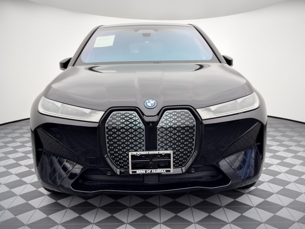 Certified 2024 BMW iX xDrive50 w/ Sport Package AWD/4WD image 6