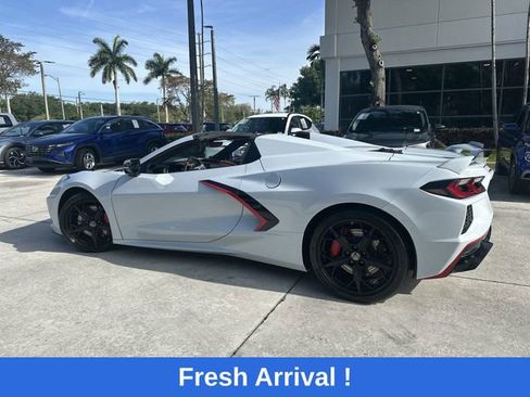 Used 2022 Chevrolet Corvette Stingray Premium Conv w/ Z51 Performance Package RWD image 36