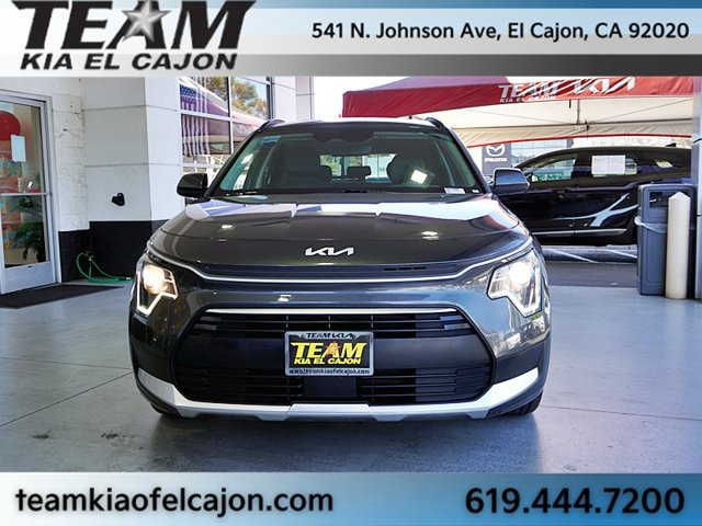 Certified 2025 Kia Niro EX FWD image 4
