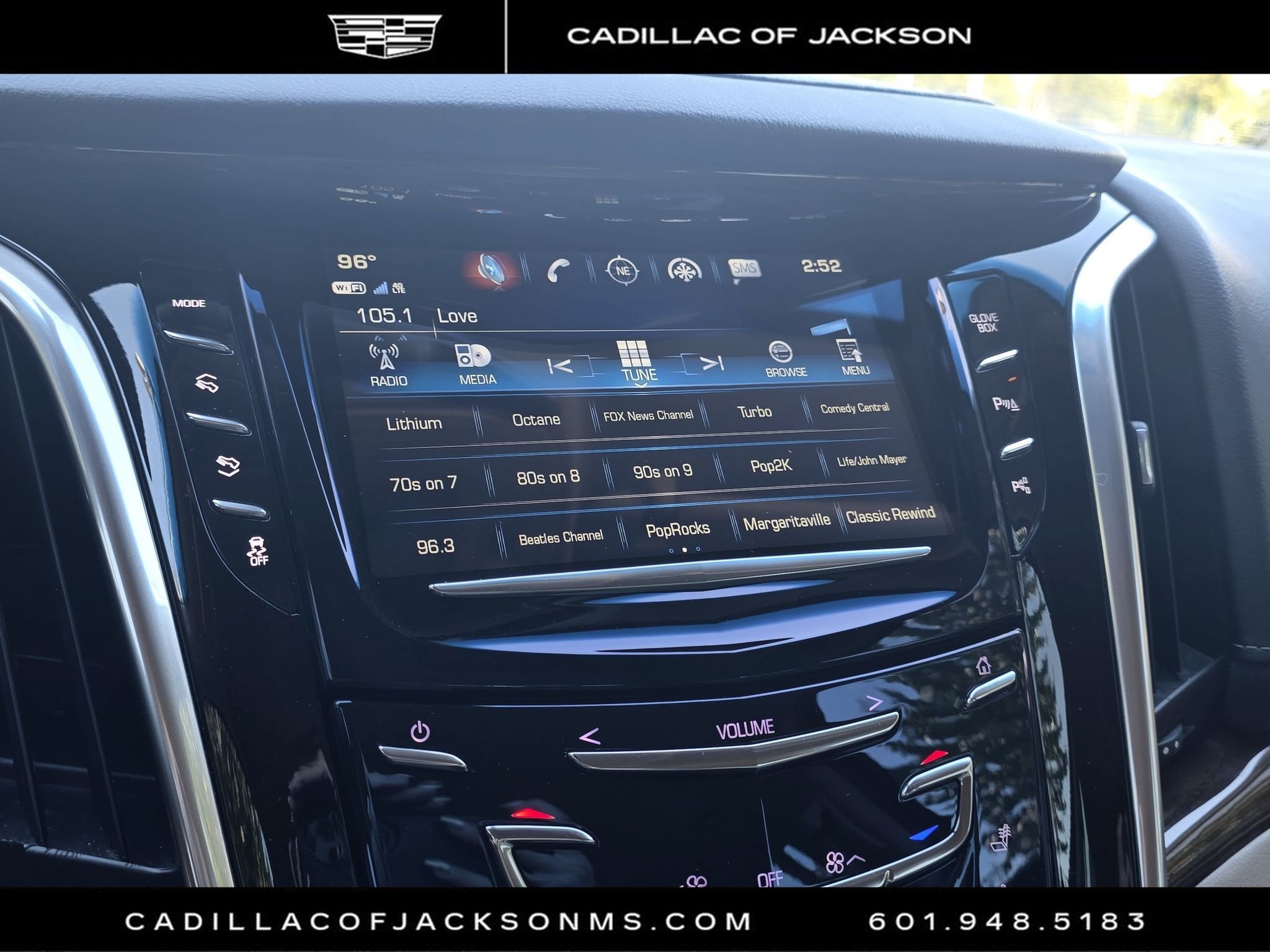 Used 2019 Cadillac Escalade ESV 4WD image 15