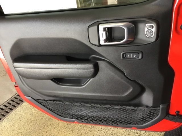 Used 2023 Jeep Wrangler Unlimited Sport AWD/4WD image 30