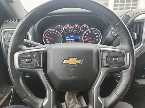 Used 2021 Chevrolet Silverado 1500 LT AWD/4WD image 21