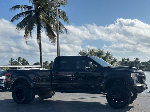 Used 2021 Ford F350 Lariat w/ Lariat Ultimate Package image 7