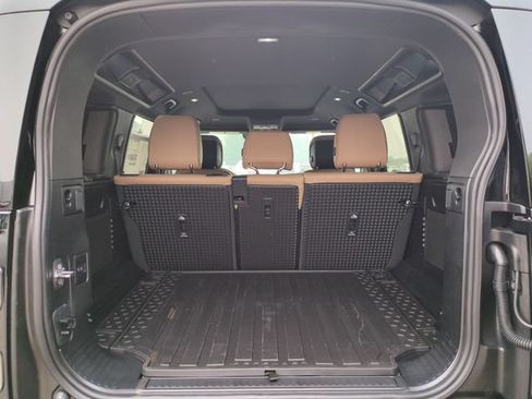New 2026 Land Rover Defender 110 S AWD/4WD image 16