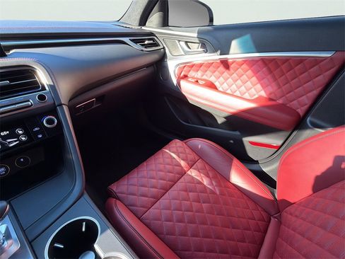 Used 2025 Genesis G70 3.3T Advanced w/ Sport Prestige Package image 43