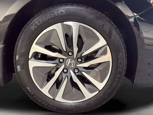 Used 2019 Honda Accord Touring image 42
