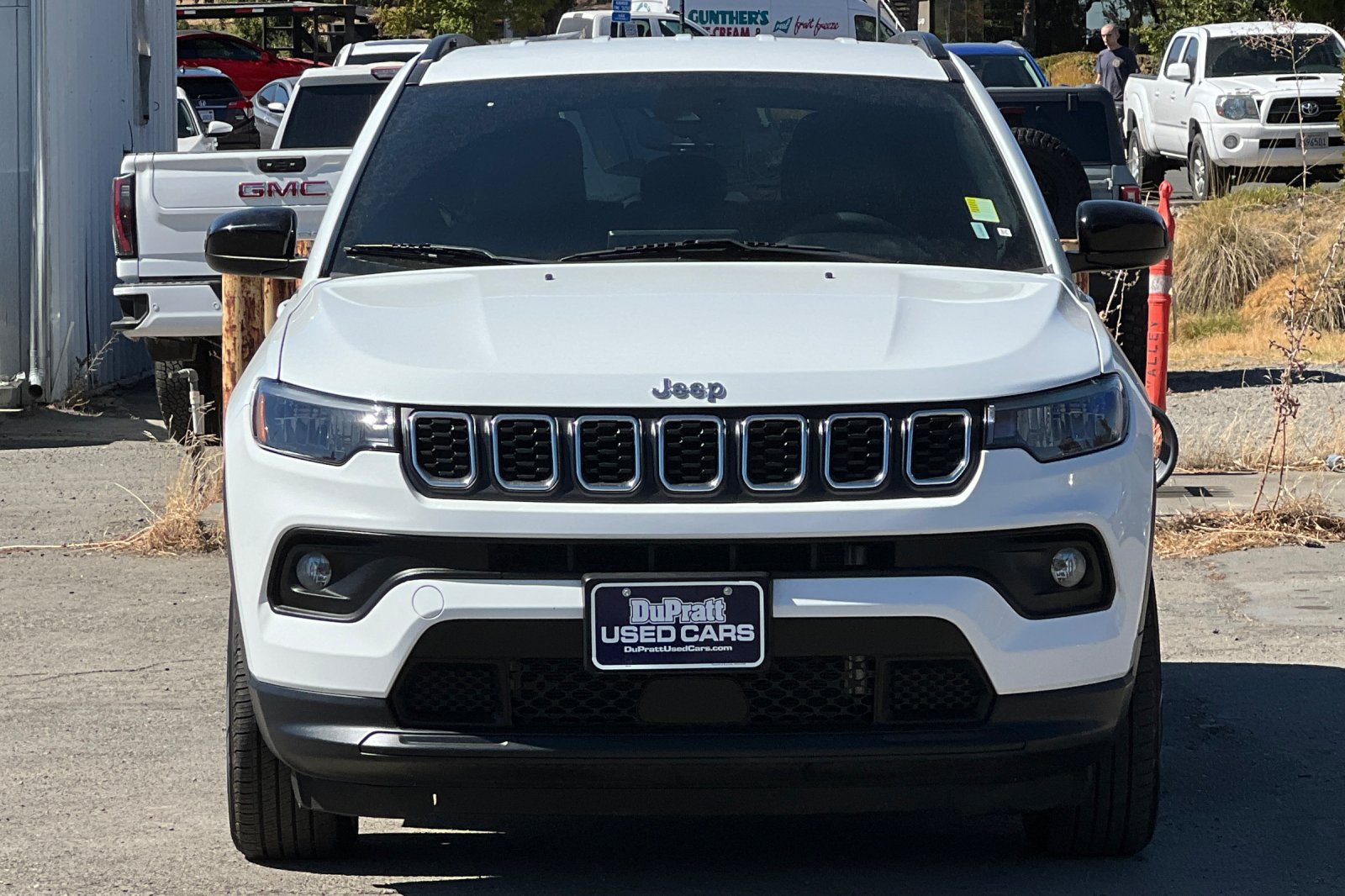 Used 2024 Jeep Compass Latitude AWD/4WD image 11