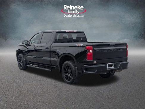 Used 2022 Chevrolet Silverado 1500 Custom w/ LPO, Dark Essentials Package AWD/4WD image 8