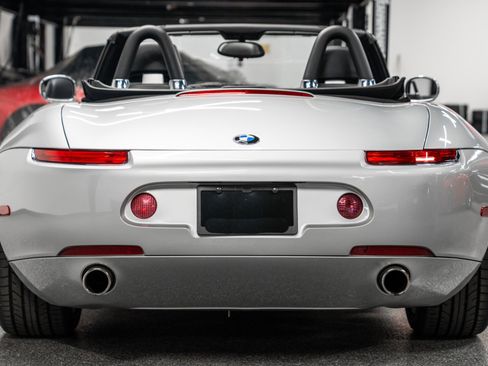 Used 2001 BMW Z8 image 8
