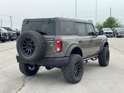 New 2026 Ford Bronco 4-Door AWD/4WD image 6